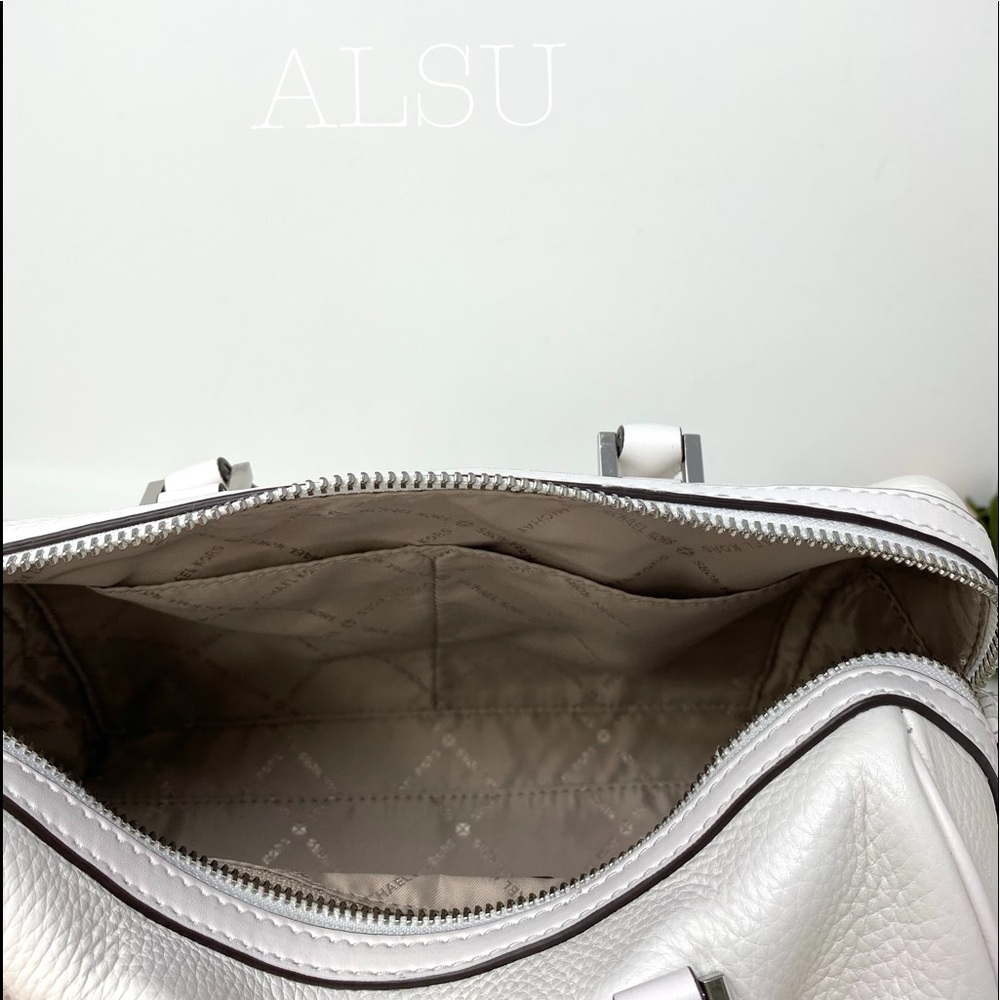 Michael Kors Small Duffel Satchel Le Optic White - Picture 5 of 9